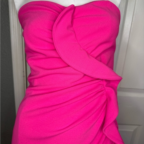Alexia Admor Strapless Ruffle Hot Pink /M.  #124 - Picture 5 of 14